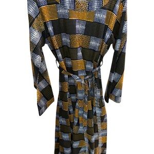 Laddi Geometric Black, White, and Gold Long Sleeve Dress